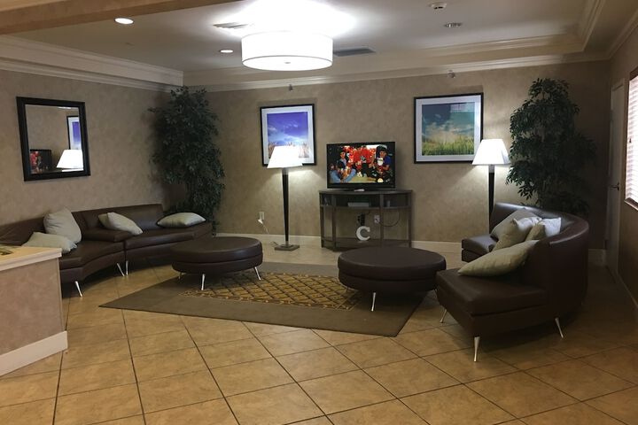 Candlewood Suites Joplin by IHG