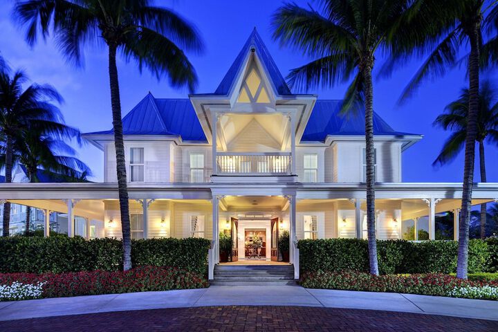 Hotel 4 of 87