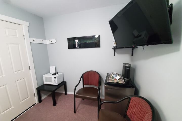 Room 30 of 86