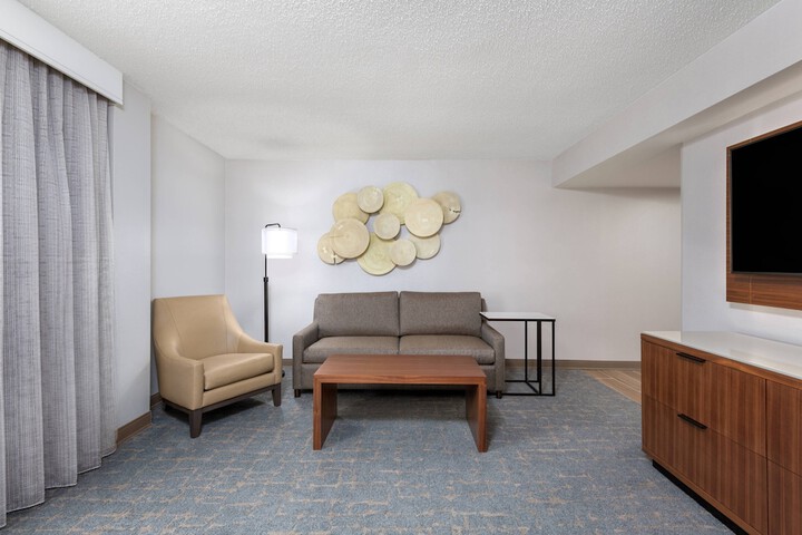 Room 26 of 61