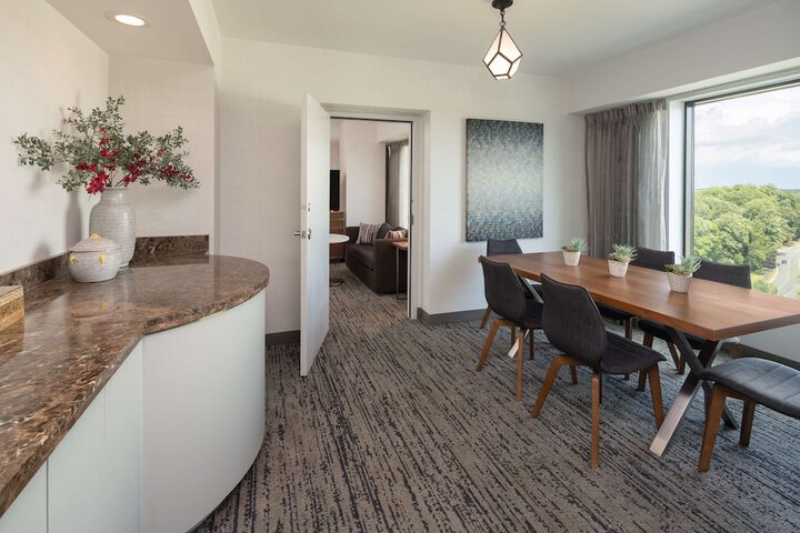 Hilton Fairfax