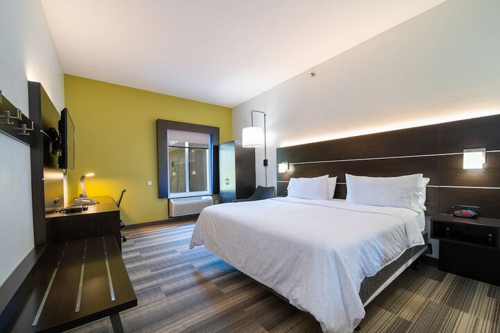 Room 29 of 52