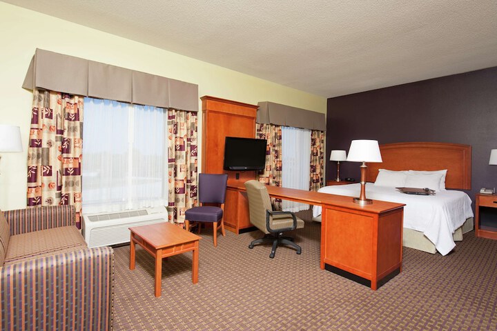 Room 22 of 38