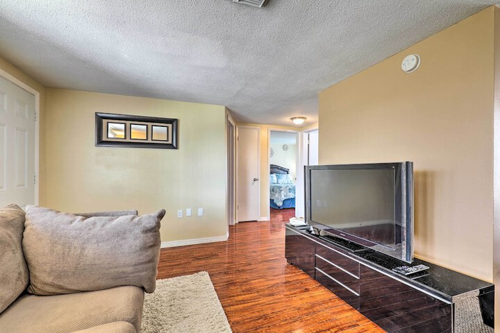 Family Home w / Lanai & Yard in Port Richey!