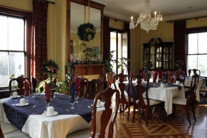 BAYBERRY INN OF NEWPORT