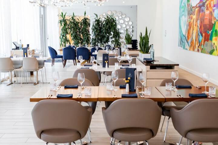 Dining 100 of 142