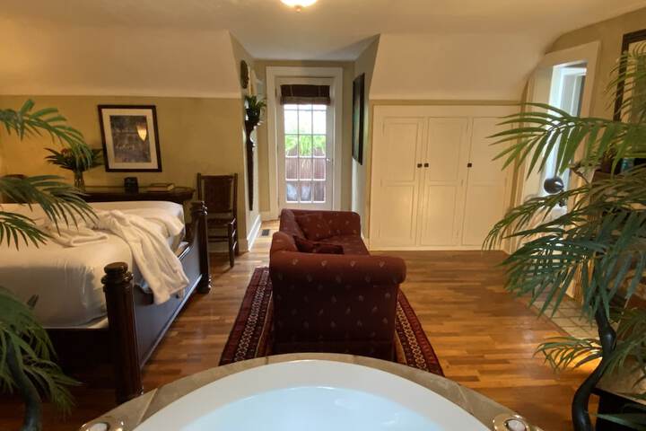 Room 20 of 32