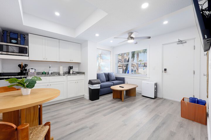 Siesta Key Beach Resort and Suites