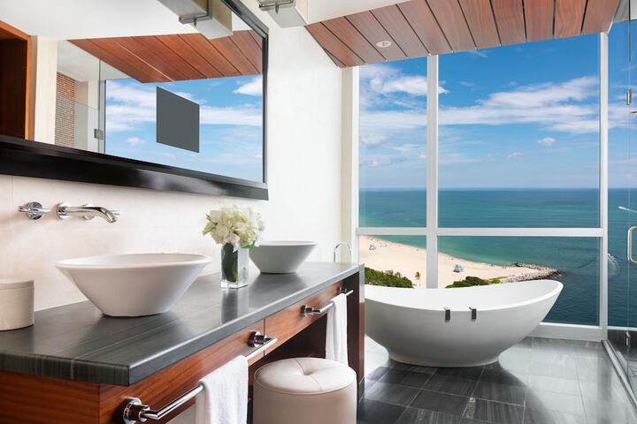 The Ritz-Carlton Bal Harbour Miami