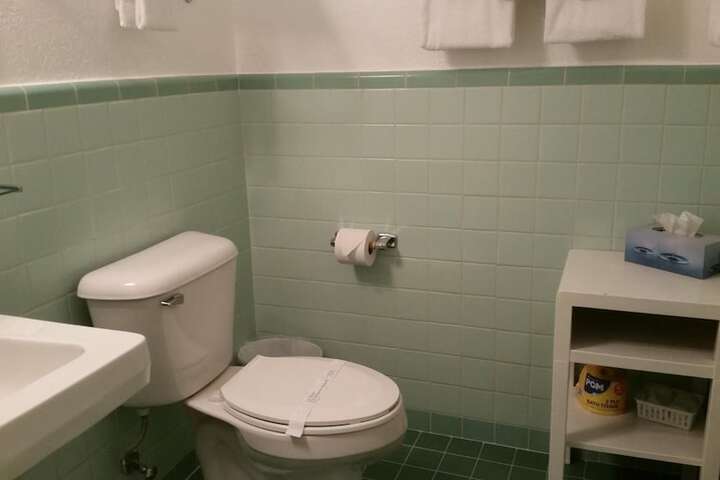 Room 17 of 55
