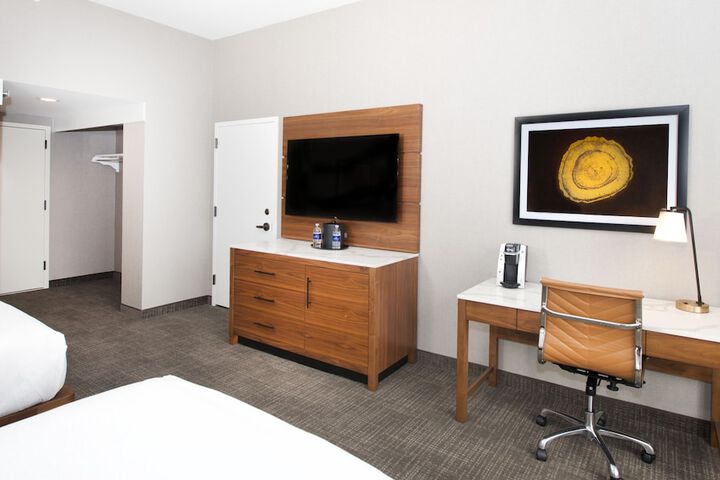 Room 61 of 142