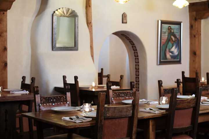 Sagebrush Inn & Suites