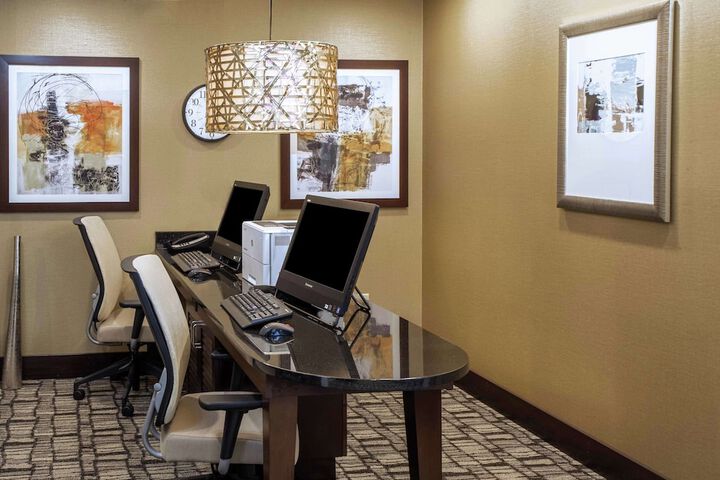 Business Center 42 of 43