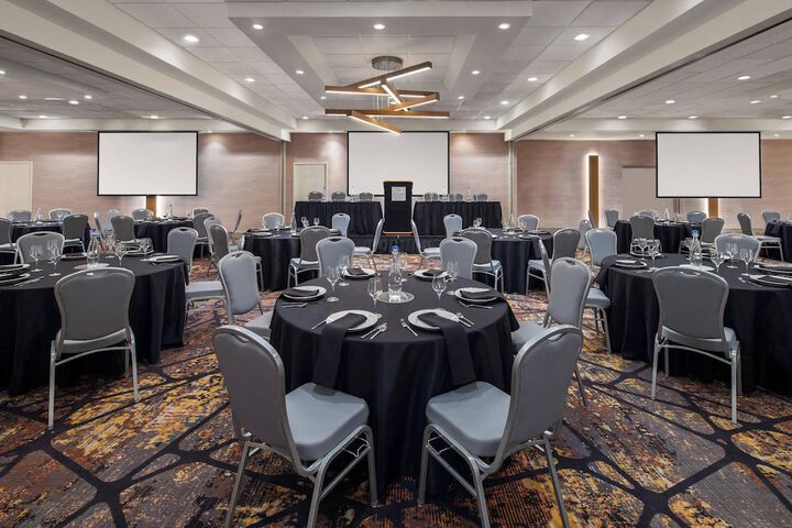 Delta Hotels by Marriott Green Bay