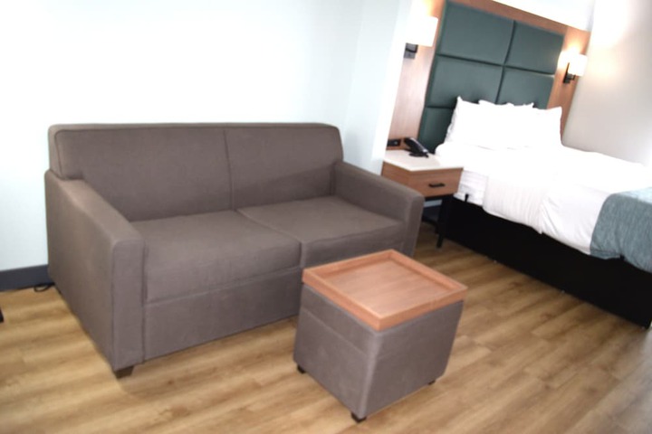 Room 28 of 52