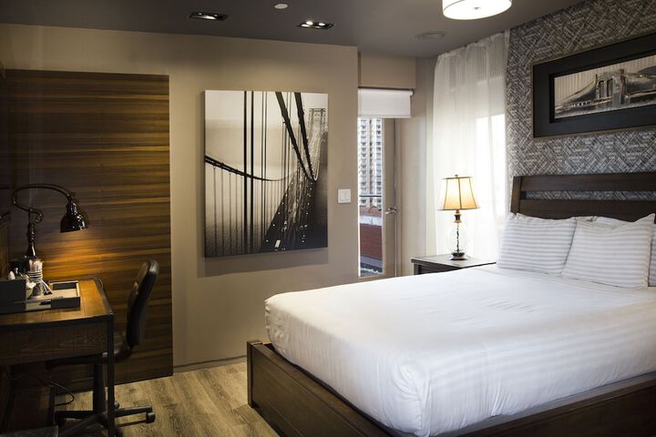 Room 22 of 53