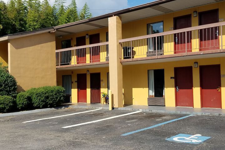 Hotel 5 of 43