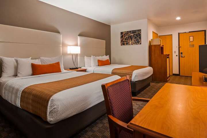 Colony Inn (formerly Best Western PLUS Colony Inn)