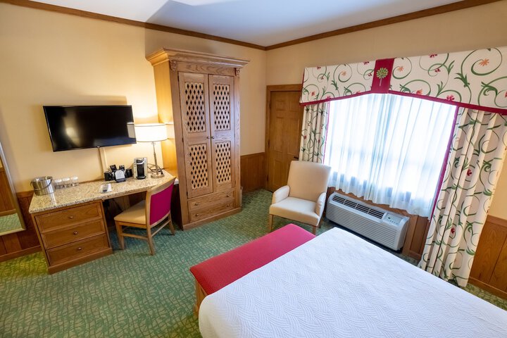 Room 12 of 56