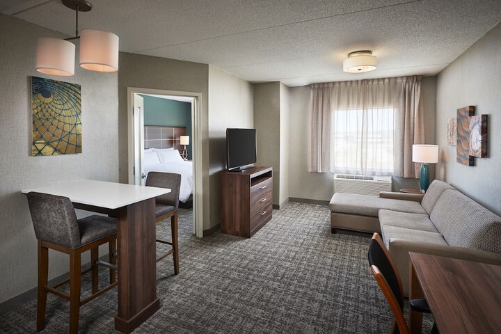 Staybridge Suites Niagara-On-The-Lake by IHG