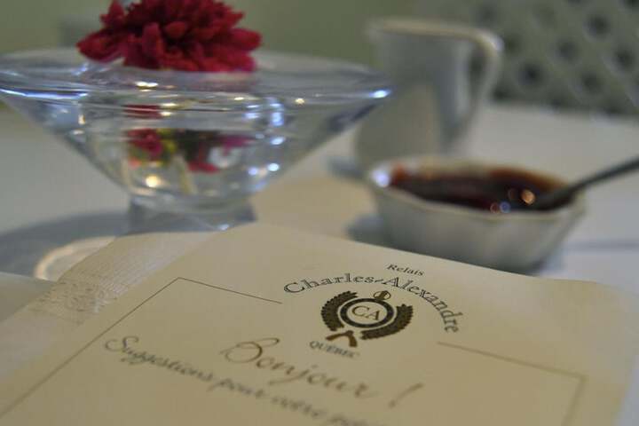 Dining 48 of 52
