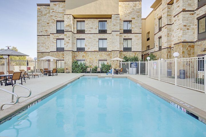 Pool 3 of 27