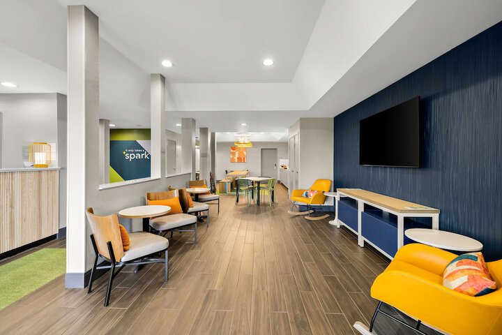 Hotel Interior 10 of 53