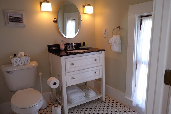 Room 34 of 56