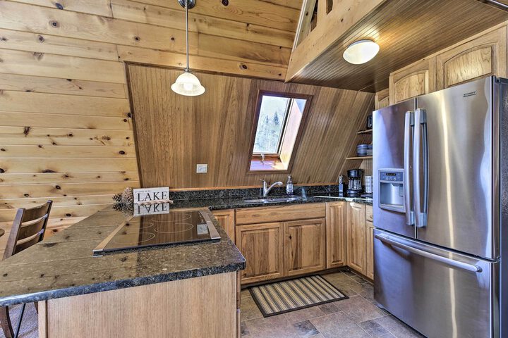 A-frame Cabin w / Private Boat Dock!