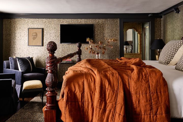 Room 95 of 114