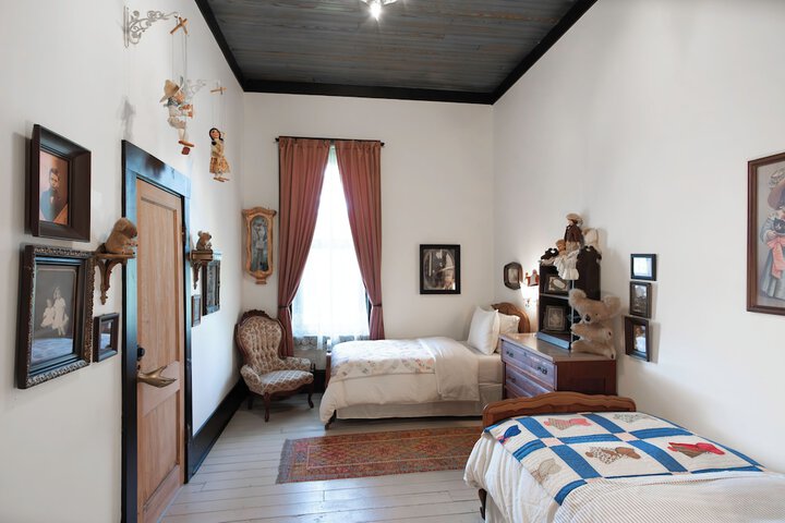 Room 48 of 60