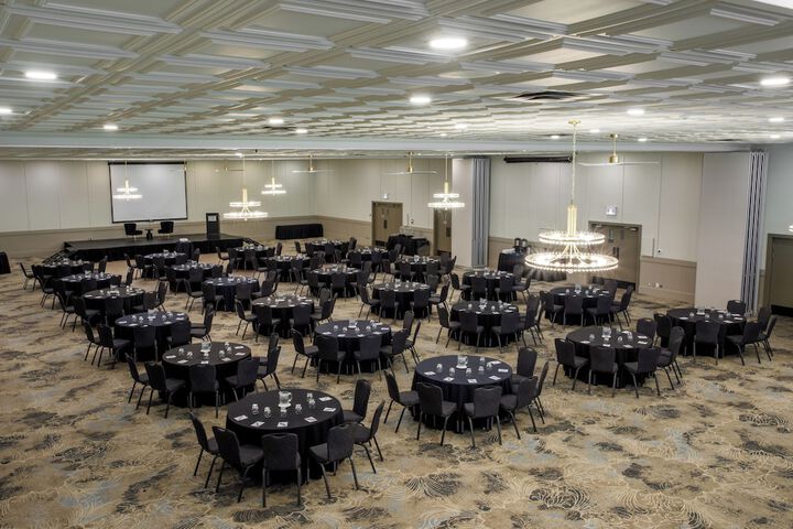 Prestige Vernon Lodge and Conference Centre