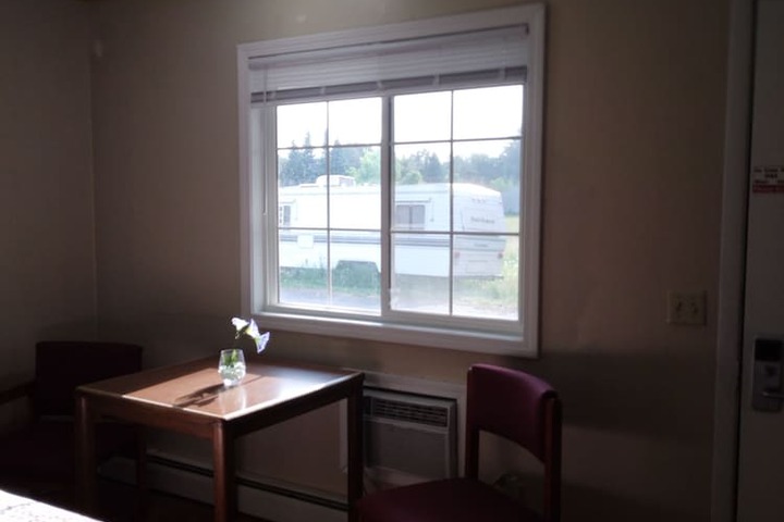 Room 18 of 22