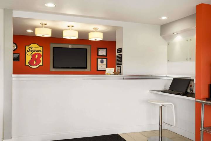 Hotel Interior 4 of 18