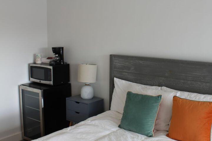 Room 60 of 87