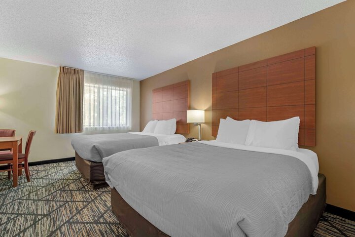 Room 21 of 24