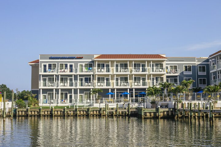 Fairfield Inn & Suites by Marriott Chincoteague Island Waterfront