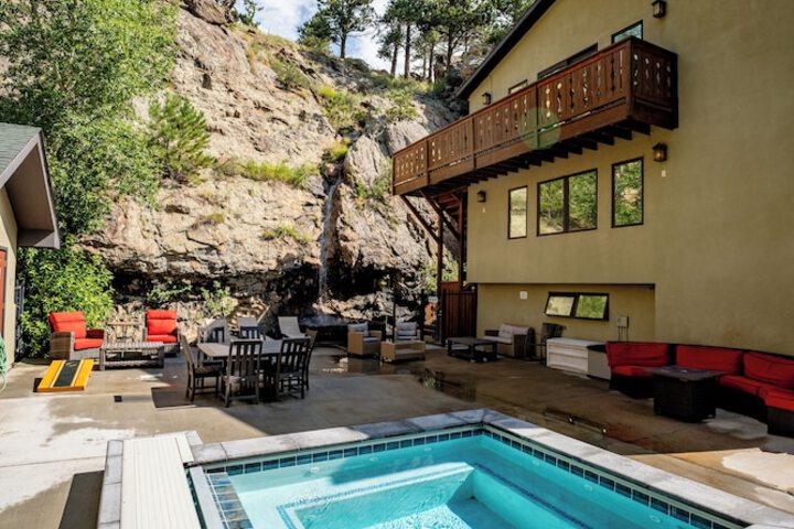 Silver Moon Inn