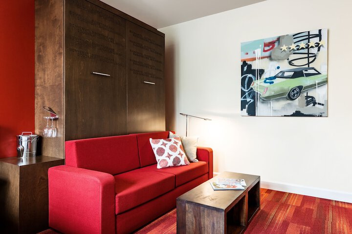 Room 21 of 79