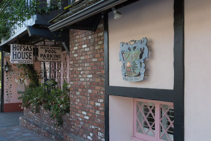 Hotel 6 of 74