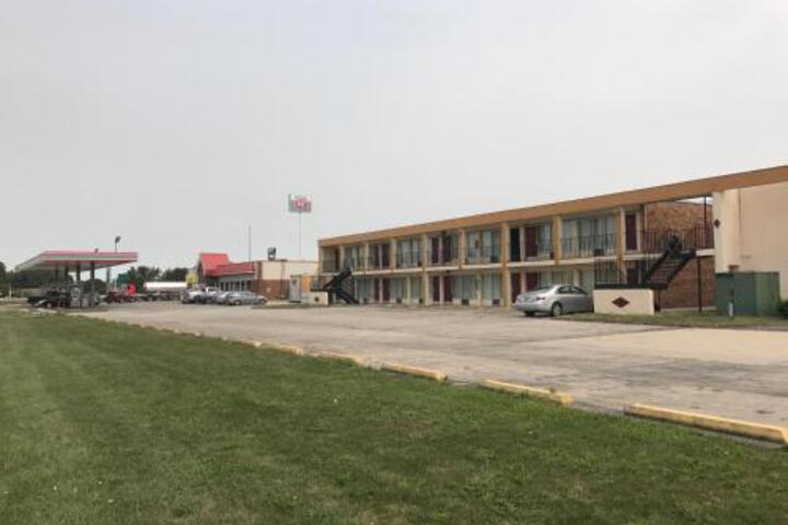 Budget Inn Arcola