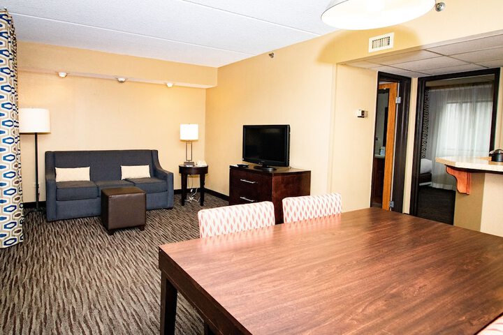 Room 30 of 51