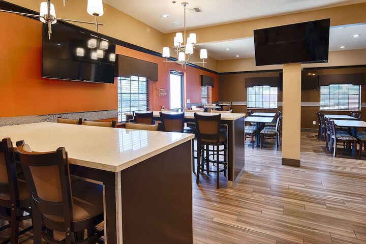 Best Western Plus Edinburg Inn & Suites