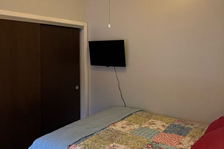 Room 13 of 25