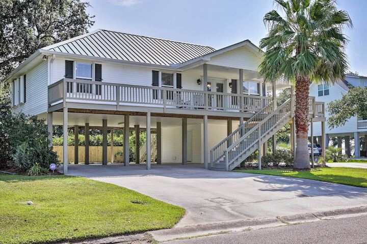 the Palm Bay St. Louis Home - Walk to Beach!