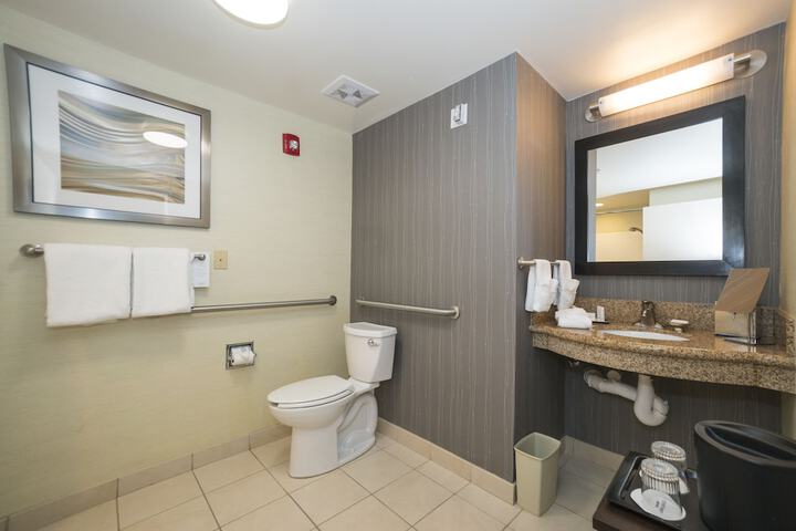 Room 14 of 29