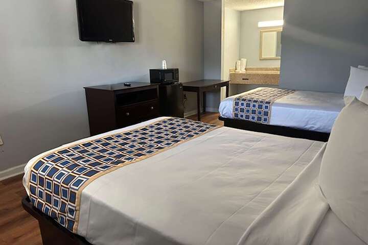 Room 10 of 10