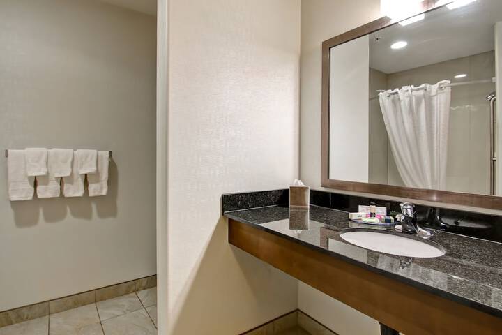 Room 20 of 36