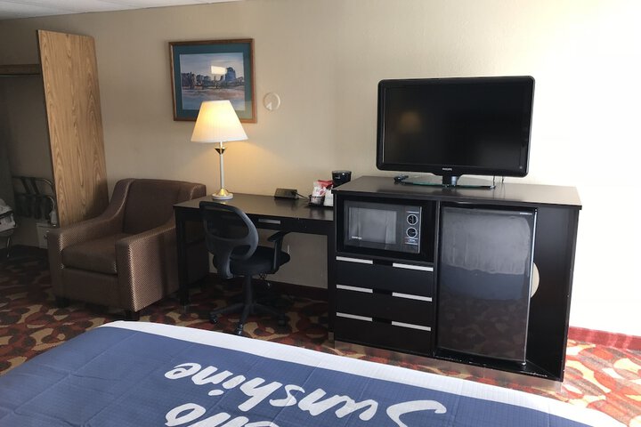 Room 32 of 56