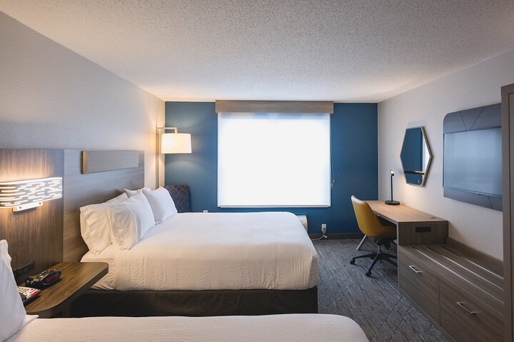 Room 80 of 145